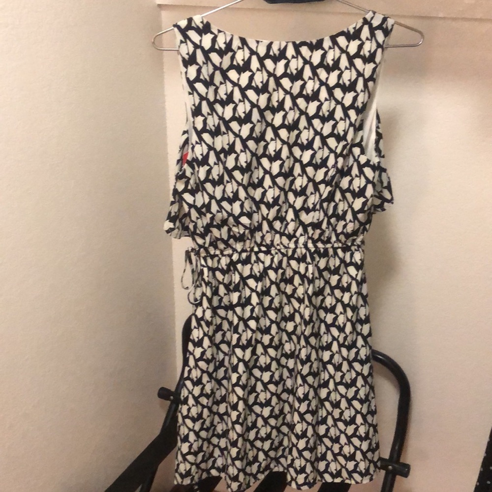 New - Picture 2 of 2
